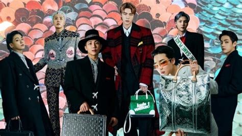 lv men fw21 bts|BTS Walks Louis Vuitton FW21 Show in Korea .